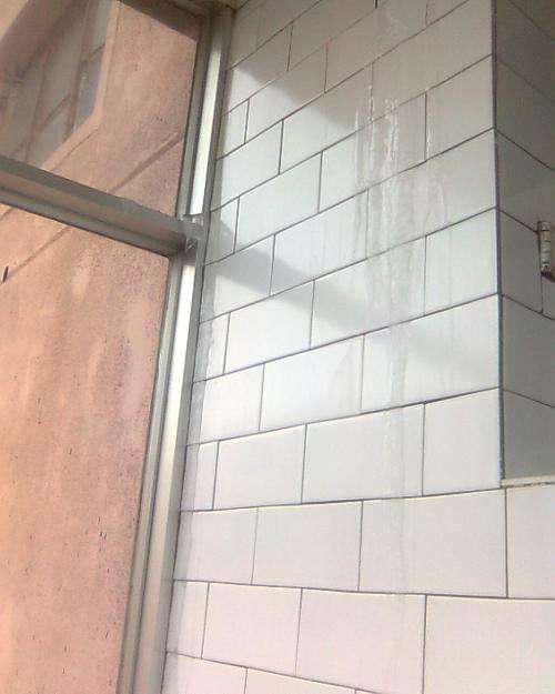 陽臺滲水.jpg